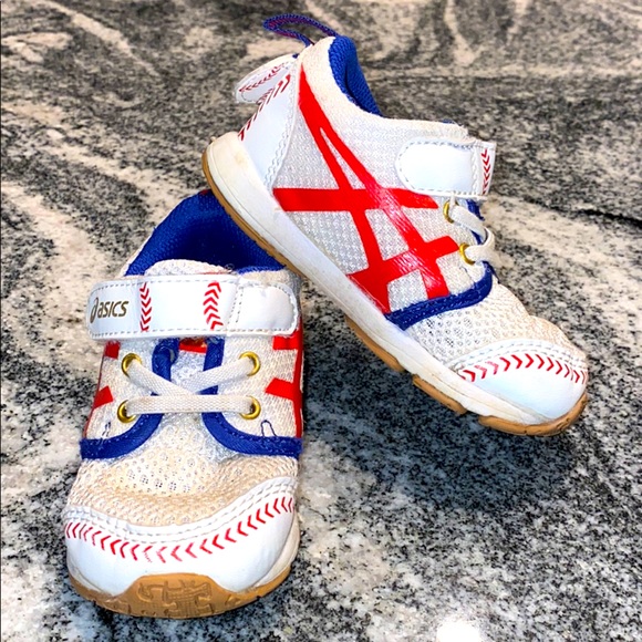 asics baseball